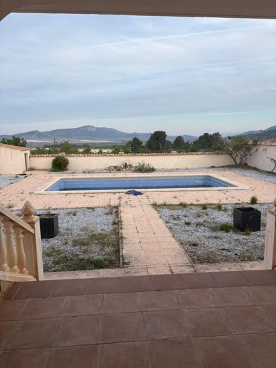 Image No.10-3 Bed Villa for sale