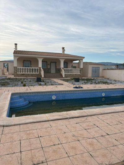 Image No.2-3 Bed Villa for sale