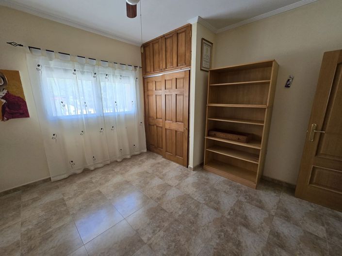 Image No.15-4 Bed Villa for sale