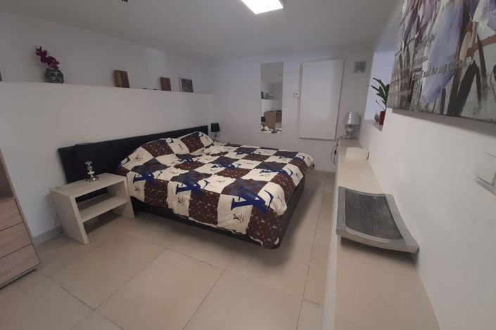 Image No.31-6 Bed Villa for sale
