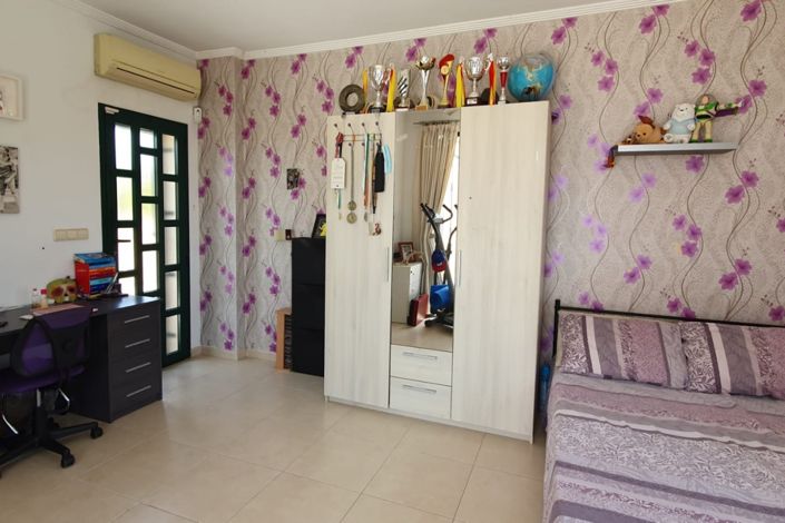 Image No.25-4 Bed Villa for sale
