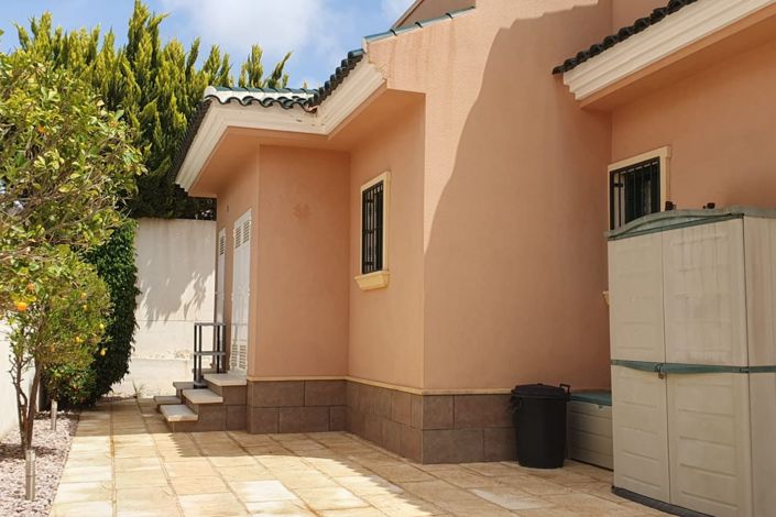 Image No.4-4 Bed Villa for sale