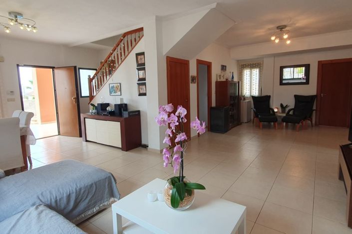 Image No.8-4 Bed Villa for sale