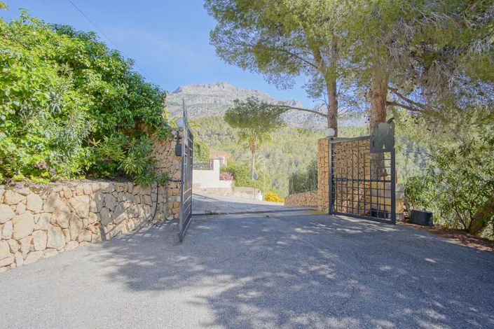 Image No.15-3 Bed Villa for sale