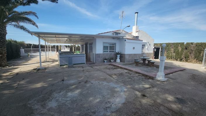 Image No.3-2 Bed Villa for sale