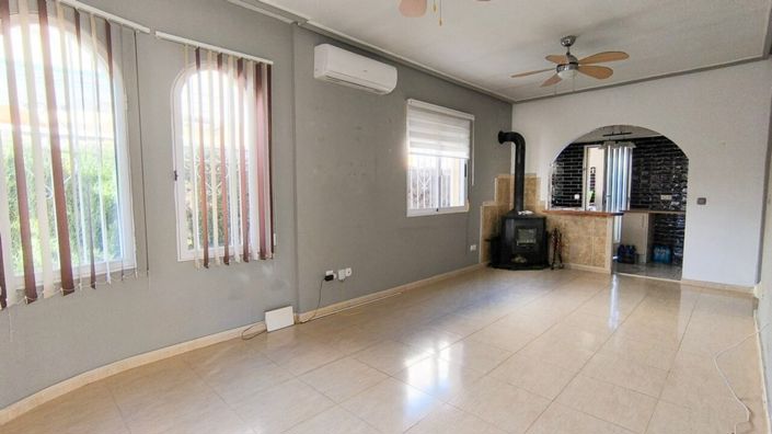 Image No.4-3 Bed Villa for sale