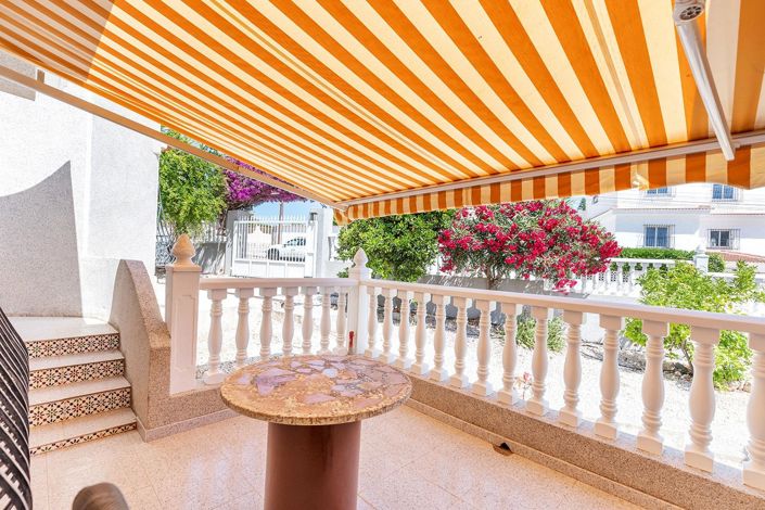 Image No.3-4 Bed Villa for sale