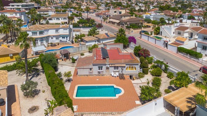 Image No.32-4 Bed Villa for sale