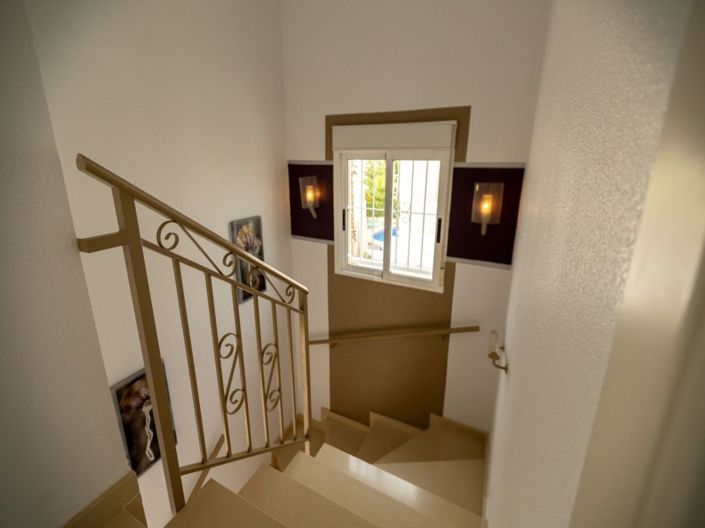 Image No.19-3 Bed Villa for sale
