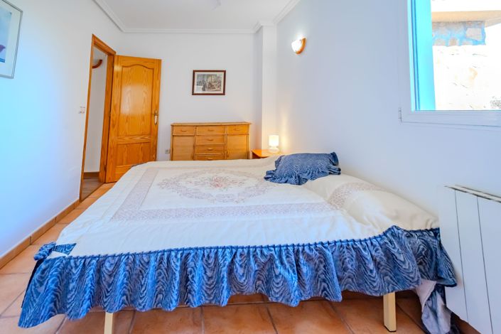 Image No.28-5 Bed Country House for sale