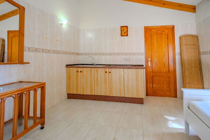 Image No.48-5 Bed Country House for sale