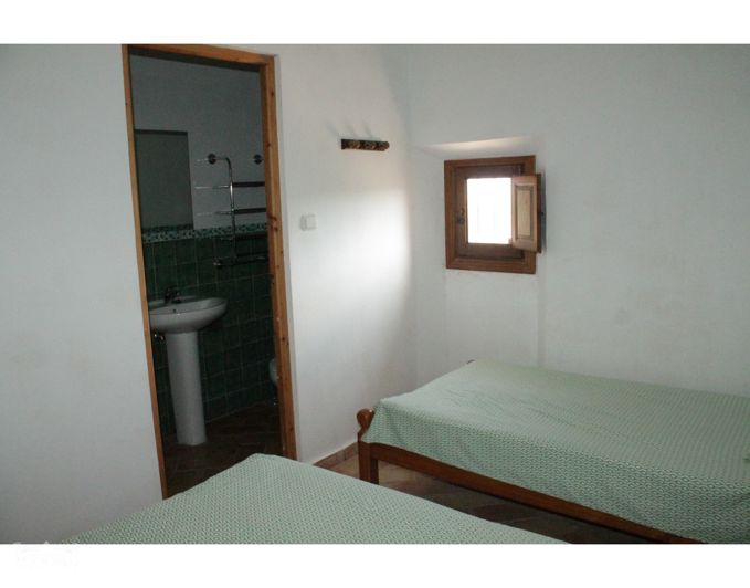 Image No.38-5 Bed Country House for sale