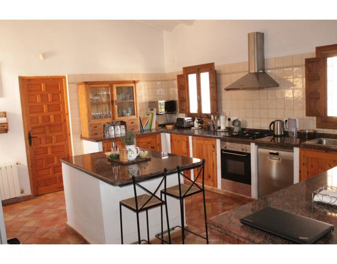 Image No.6-5 Bed Country House for sale