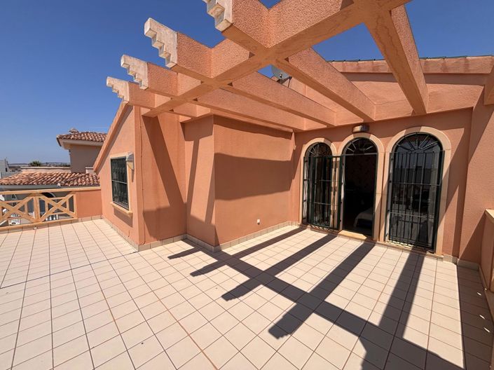 Image No.8-4 Bed Villa for sale