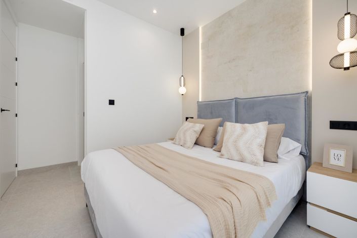 Image No.30-2 Bed Apartment for sale