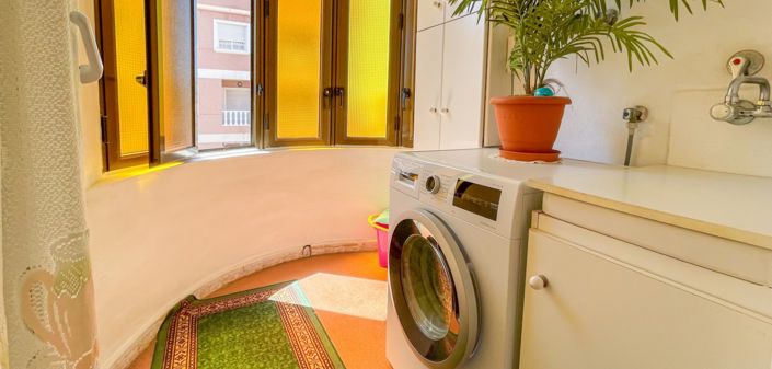 Image No.8-3 Bed Apartment for sale