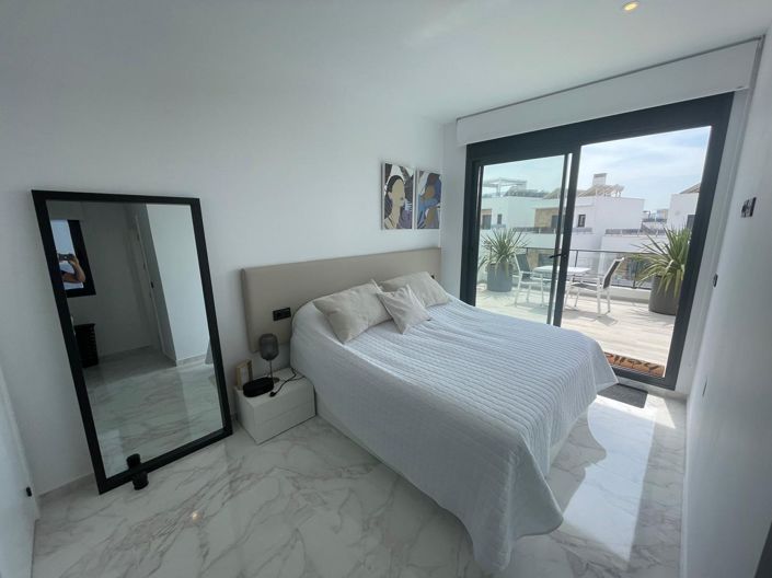 Image No.32-3 Bed Villa for sale