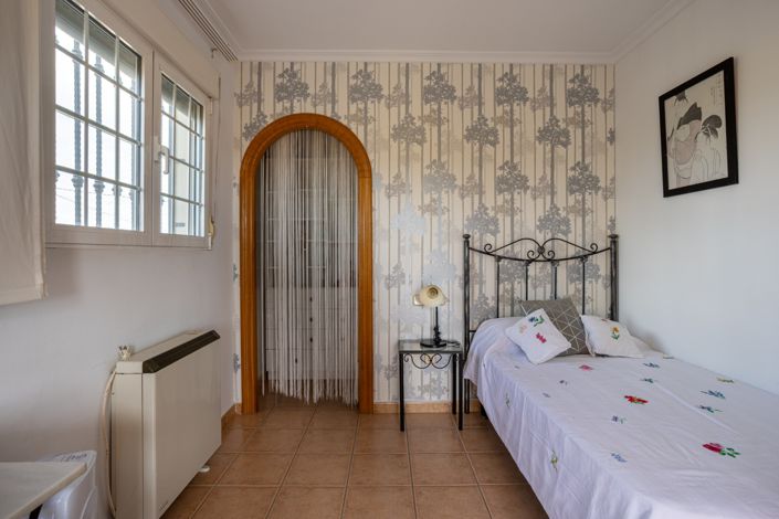 Image No.27-5 Bed Villa for sale