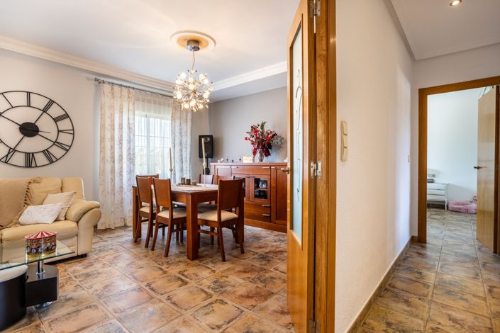 Image No.4-5 Bed Villa for sale