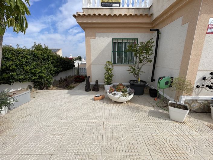 Image No.5-2 Bed Villa for sale