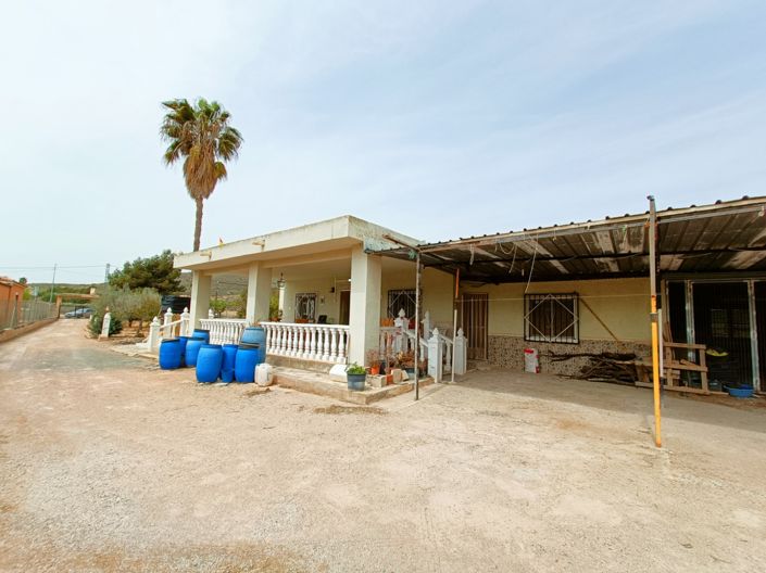 Image No.3-4 Bed Villa for sale