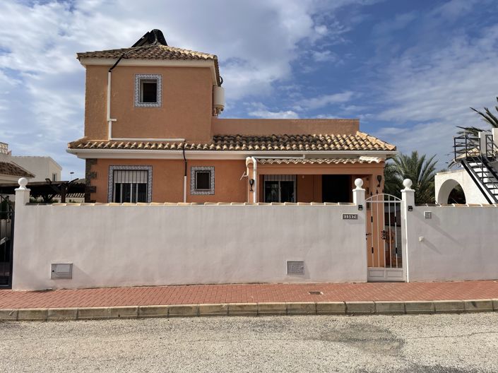 Image No.19-3 Bed Villa for sale