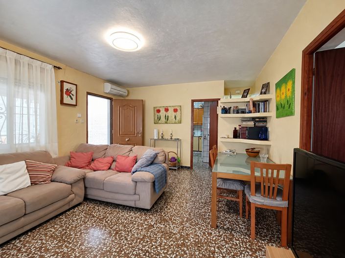 Image No.34-3 Bed Villa for sale