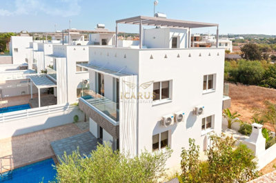 1 - Ayia Napa, Maison