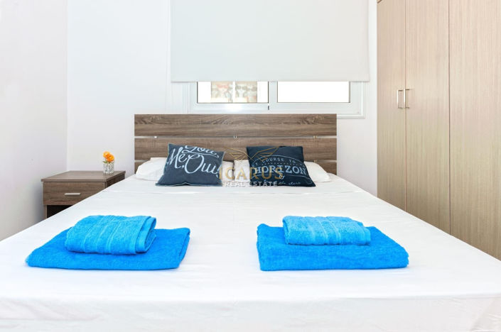 Image No.16-3 Bed House for sale