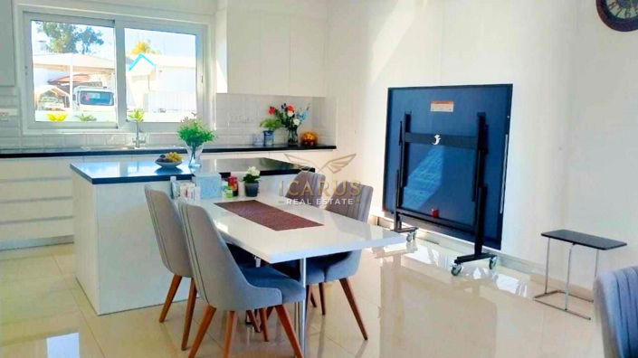 Image No.3-4 Bed House for sale
