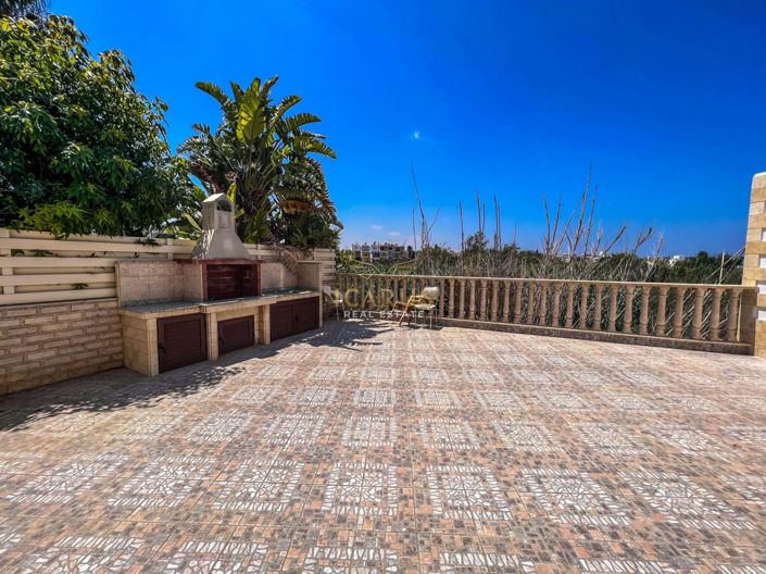 Image No.38-4 Bed House for sale