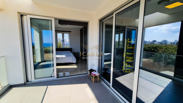 Image No.16-4 Bed House for sale