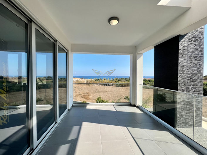 Image No.17-4 Bed House for sale