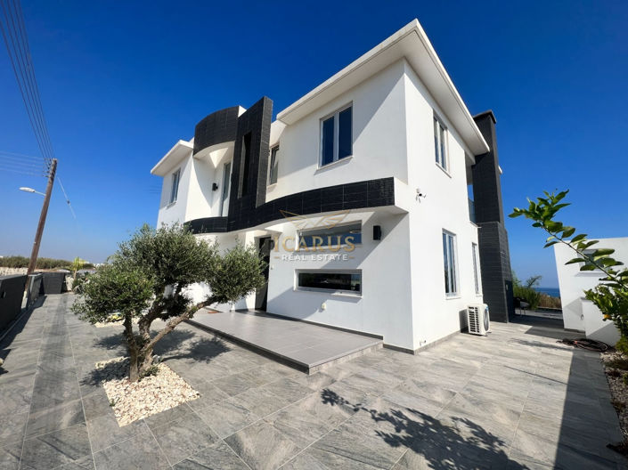 Image No.29-4 Bed House for sale