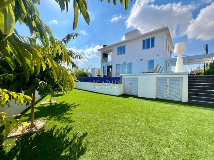 Image No.3-4 Bed House for sale