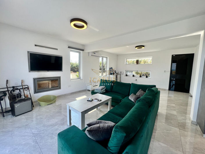 Image No.4-4 Bed House for sale