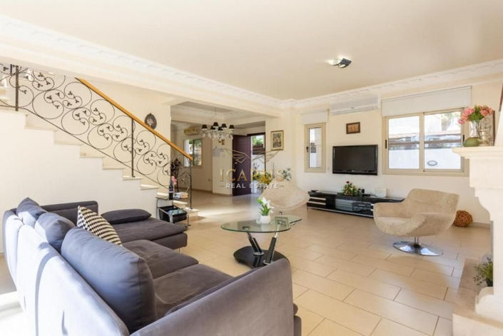 Image No.4-3 Bed House for sale