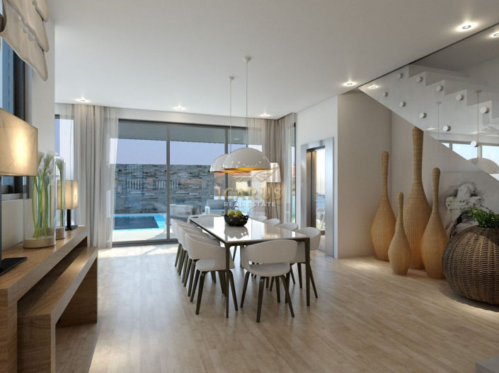 Image No.6-4 Bed House for sale