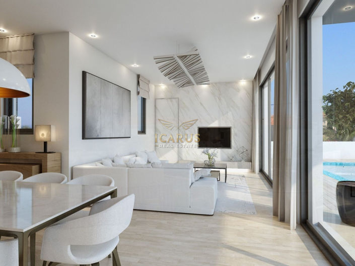 Image No.7-4 Bed House for sale