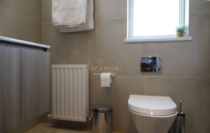 Image No.12-4 Bed House for sale
