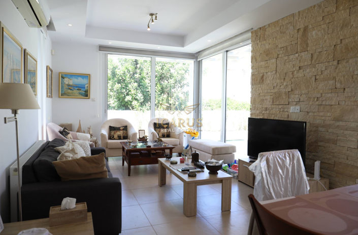 Image No.5-4 Bed House for sale