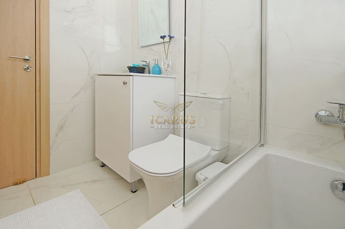 Image No.12-3 Bed House for sale