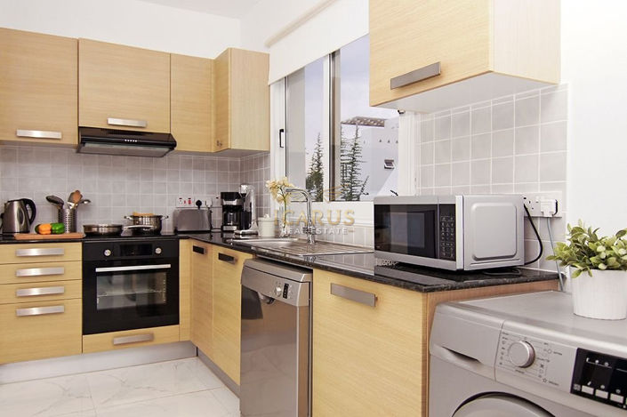 Image No.6-3 Bed House for sale