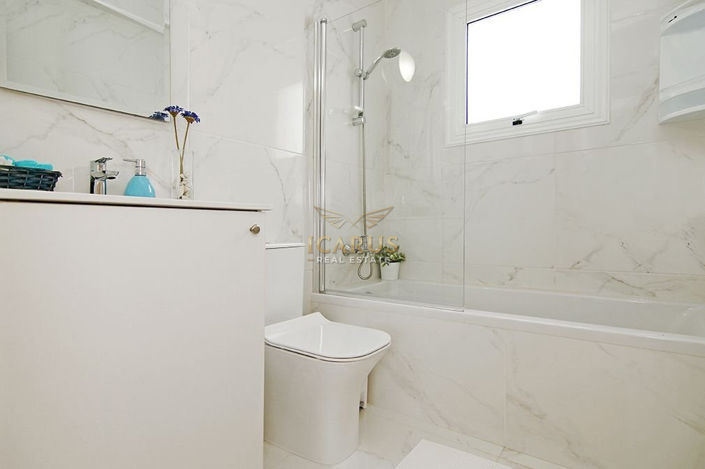 Image No.7-3 Bed House for sale