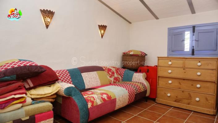 Image No.30-Propriété de pays de 4 chambres à vendre à Iznájar
