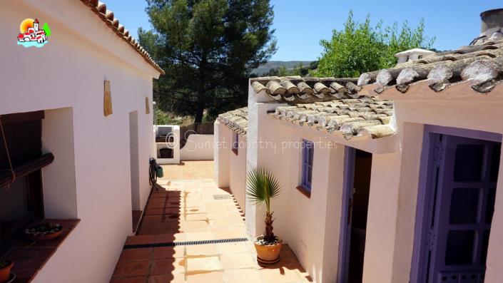 Image No.34-Propriété de pays de 4 chambres à vendre à Iznájar