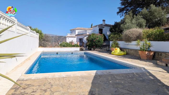Image No.23-6 Bed Country Property for sale
