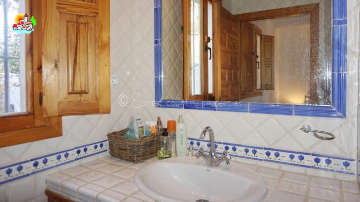 Image No.38-6 Bed Country Property for sale