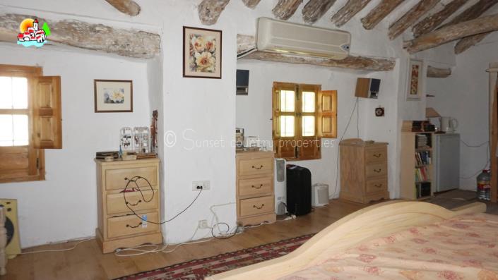 Image No.17-Propriété de pays de 5 chambres à vendre à Iznájar