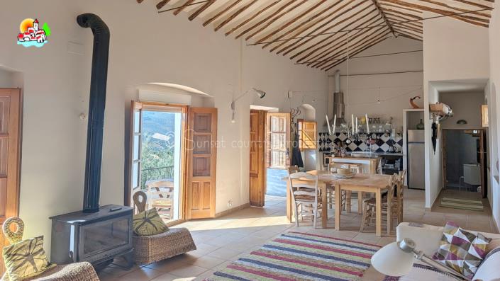 Image No.6-Maison de village de 2 chambres à vendre à Iznájar